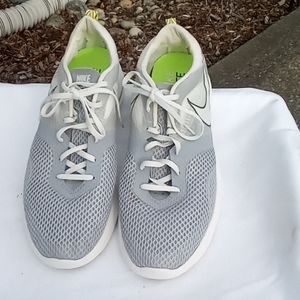 Men Nike lunar sneakers